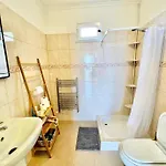 Casa Amarela By Your Madeira *