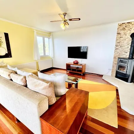 펜션 Casa Amarela By Your Madeira