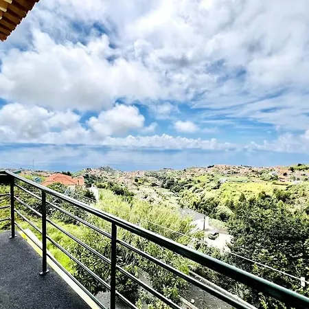 Casa Amarela By Your Madeira 펜션 *